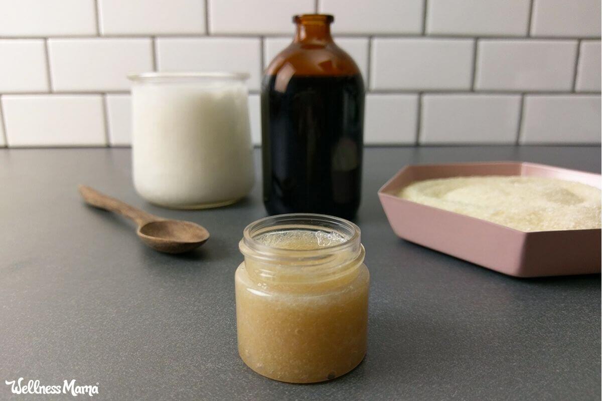 how-to-make-sugar-cookie-lip-scrub-great-gift-idea