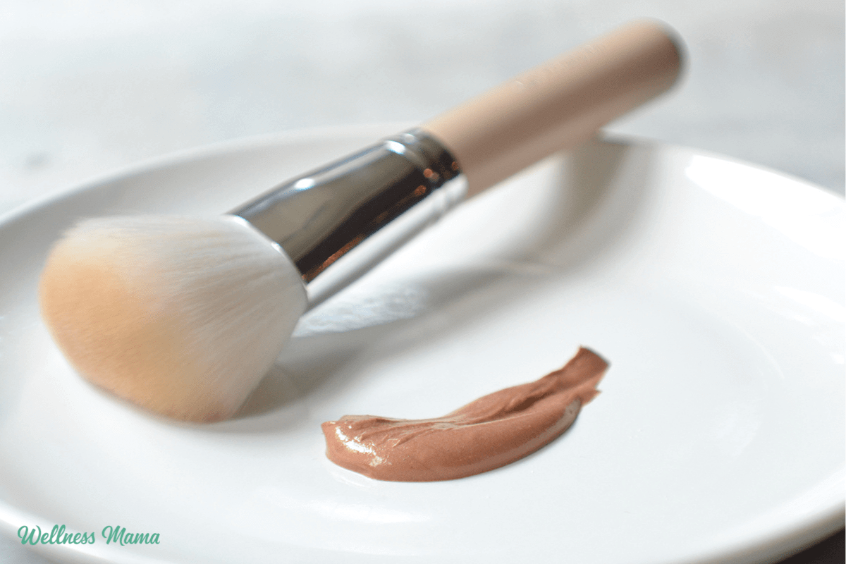Natural tinted face lotion