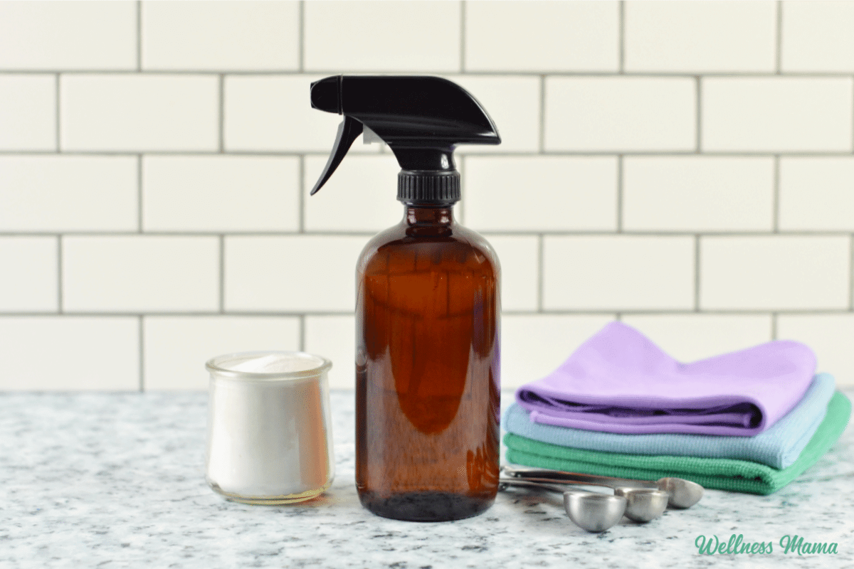 Homemade bathroom cleaners